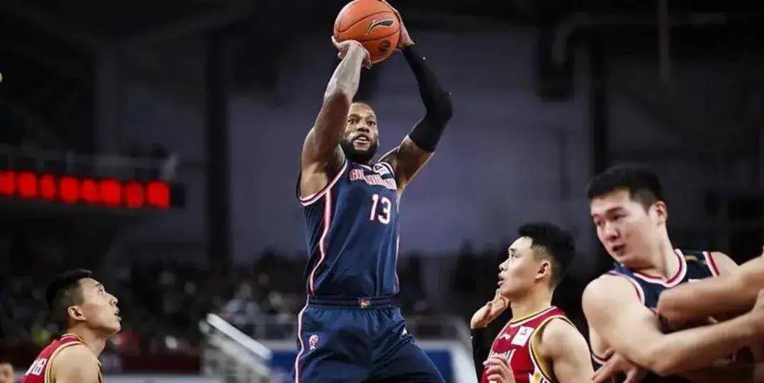 威姆斯梦回巅峰,广东队剑指冠军宝座