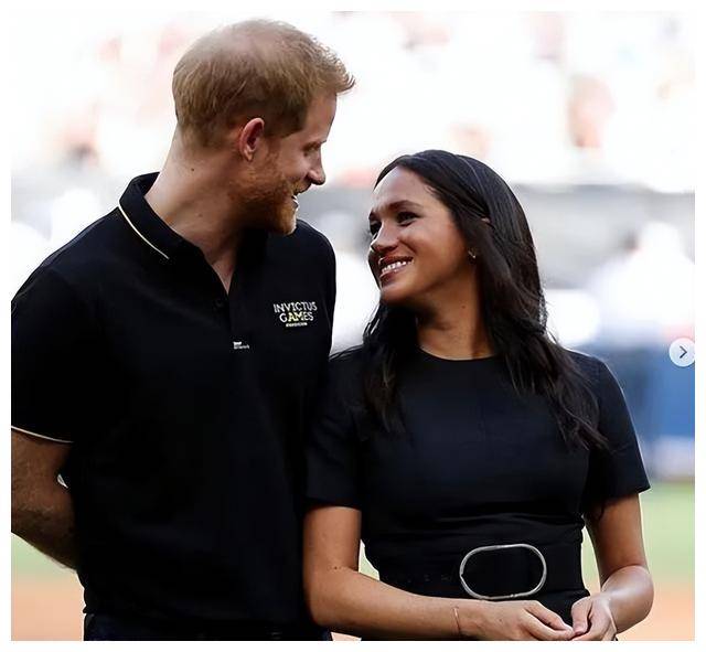 网友:你卖王室八卦,别人卖你八卦_carrie_照片_事情