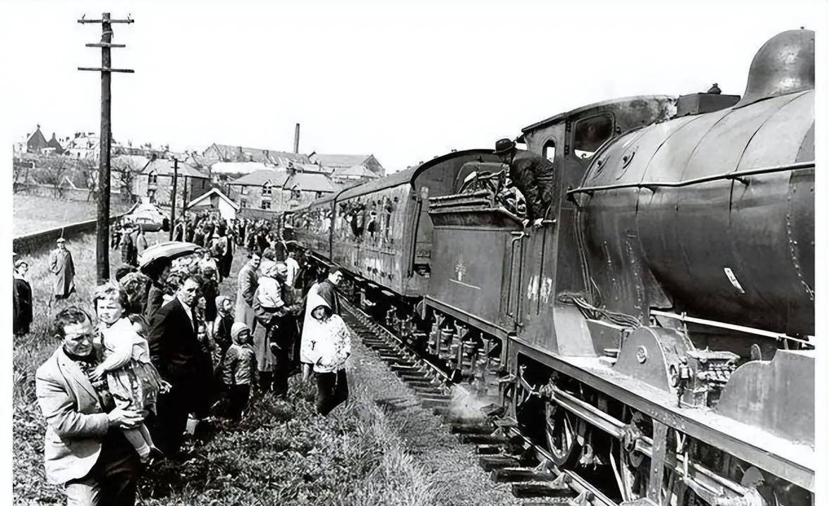 原创1923年山东一列火车被劫为何能让北洋政府停摆直至抓获匪首