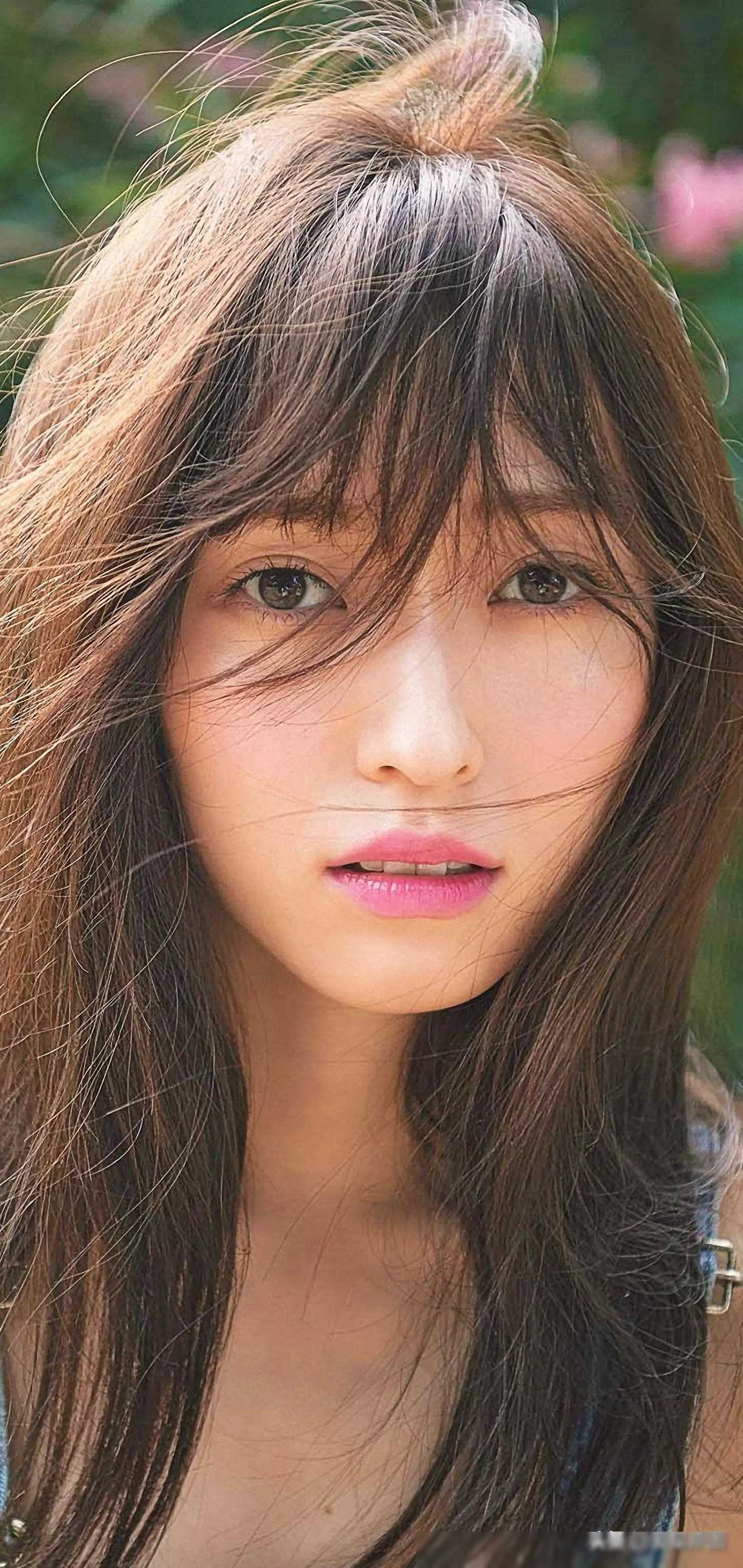 《猎艳星图》引争议!山口真帆写真涉嫌低俗敏感,引发网友热议