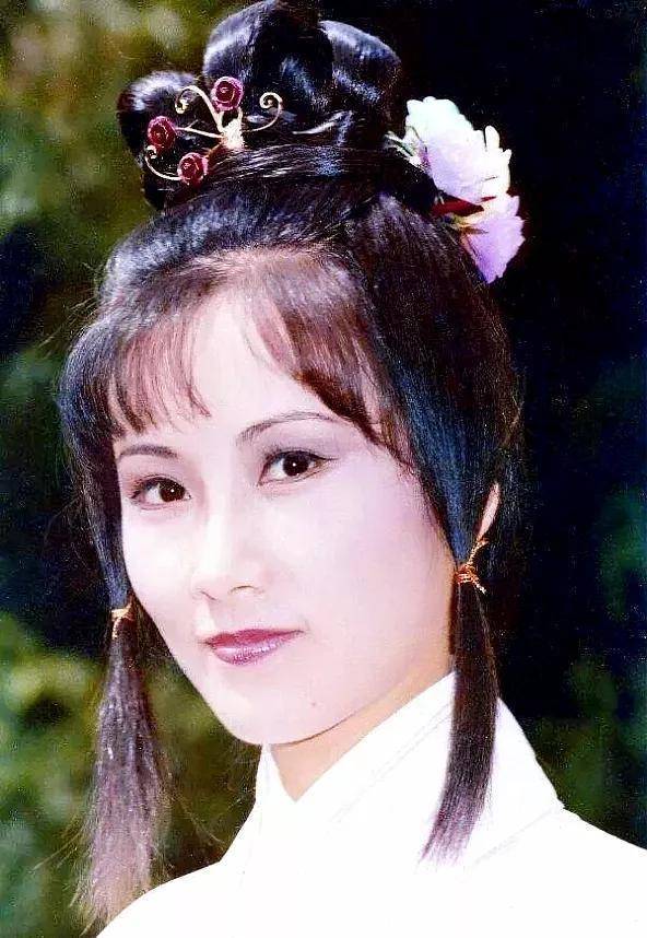 《倚天屠龙记》郑少秋,赵雅芝,汪明荃领衔主演_夏雨_赵敏_张无忌