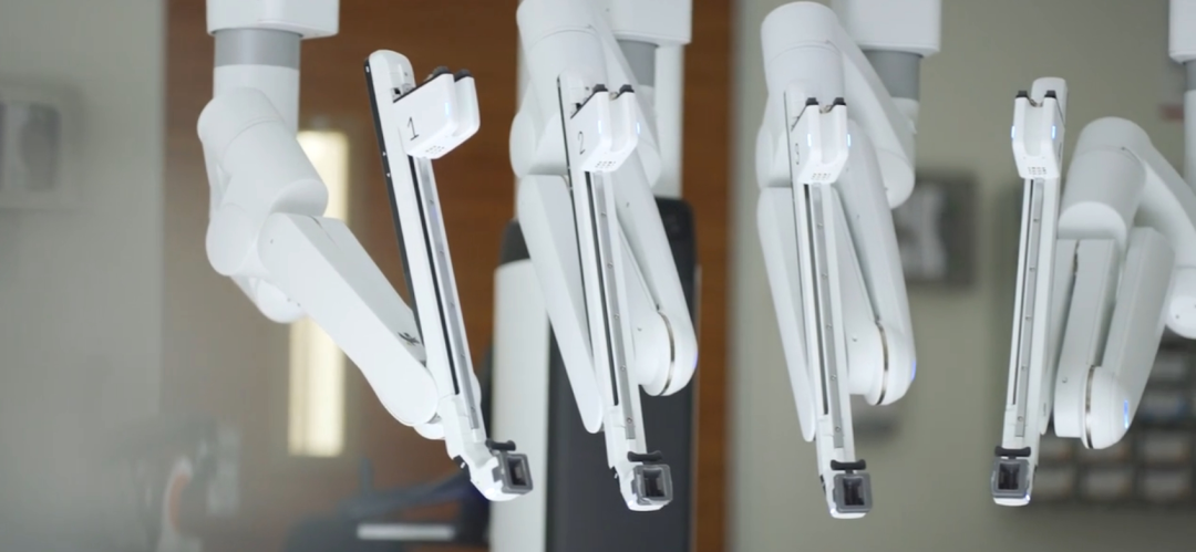 原创直觉外科达芬奇5获批计算能力提升10000倍跨时代的手术机器人来了