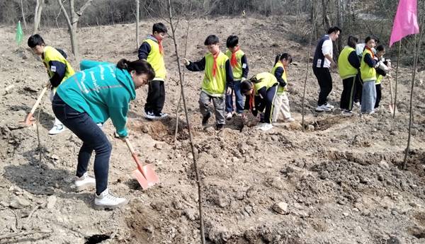 江夏区明熙小学爱润童心系列活动