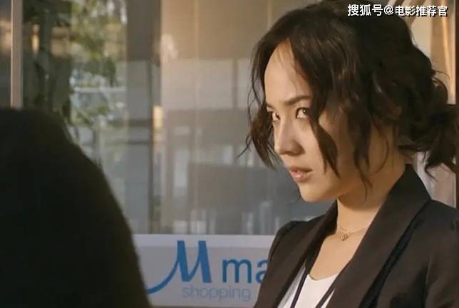 惊悚尺度电影《瑜伽学院》:扭曲的美丽追求与灵魂的诅咒