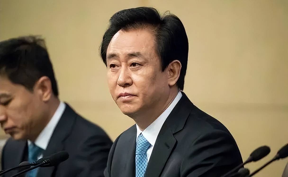 莆田首富被许家印坑了,2亿债务还没结清,又被恒大坑走300多万_洪杰_房