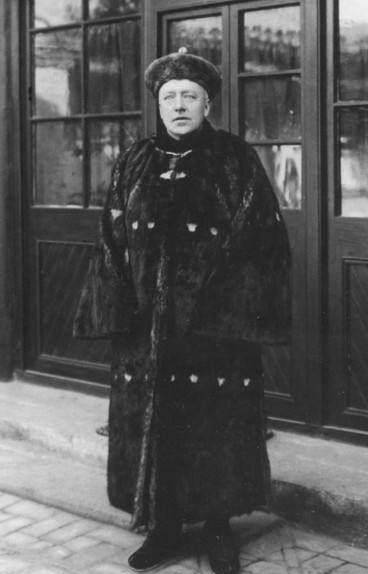 皇帝生活大多不错,这位皇帝却饿得没饭吃,只能抢吃贡品_溥仪_紫禁城