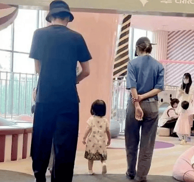 原创张若昀唐艺昕夫妻生活曝光这是我们能听的吗