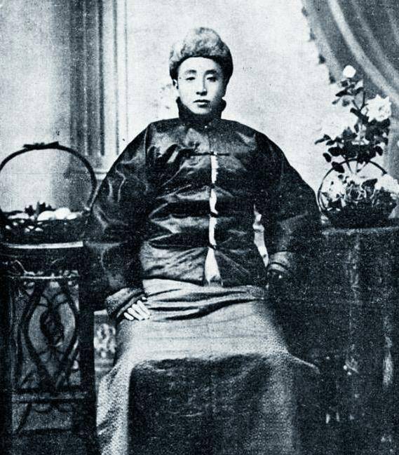 原创张作霖的土匪生活亲爹被害曝尸荒野除夕夜差点被其他匪帮消灭