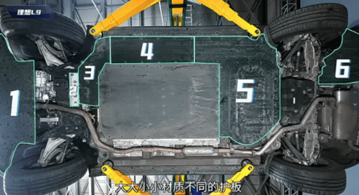 首先,从车身蒙皮的材料来看,两款车均采用了钢铝混搭的设计,但它们的