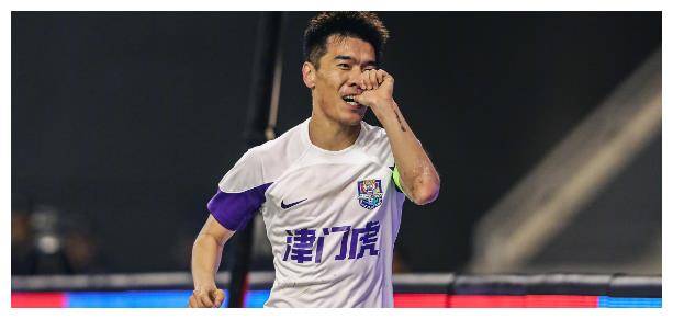 扬科维奇_秋明_地方队