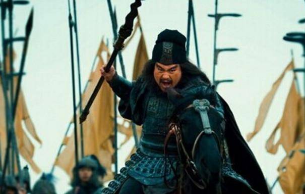 关二爷拿着这把刀,无论是杀文丑颜良,还是斩华雄,六将,都是轻轻松松