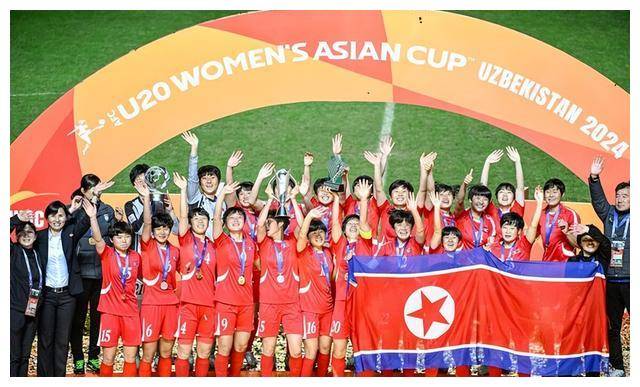 亚洲杯黑马史无前例夺冠引爆激动一切中国女足接受掌声