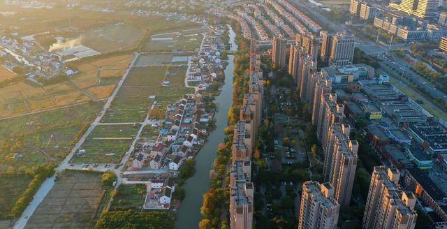 原创昆山花桥镇一个地铁直达上海的镇gdp超过很多县城