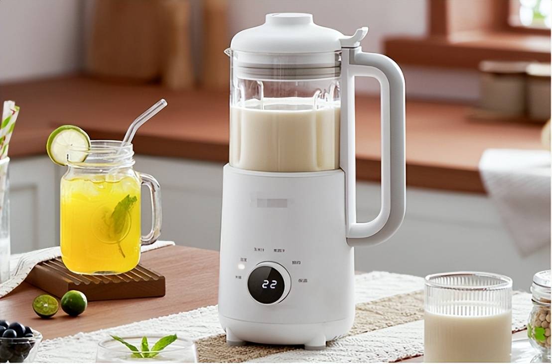 破壁机还能根据不同食材的不同特点以及个人口味进行个性化菜单调节