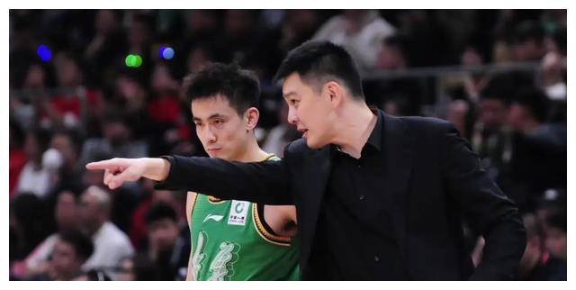 原创辽宁篮球遭惨败杨鸣赵继伟回应事件郭艾伦现身揭开真相