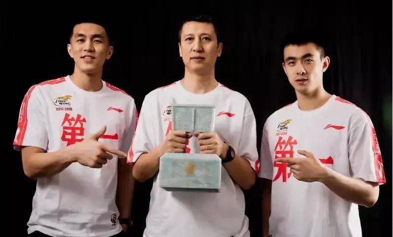 好像并不想就这样轻易的放过他,仅仅过了两年,郭志强再次遭遇了下课