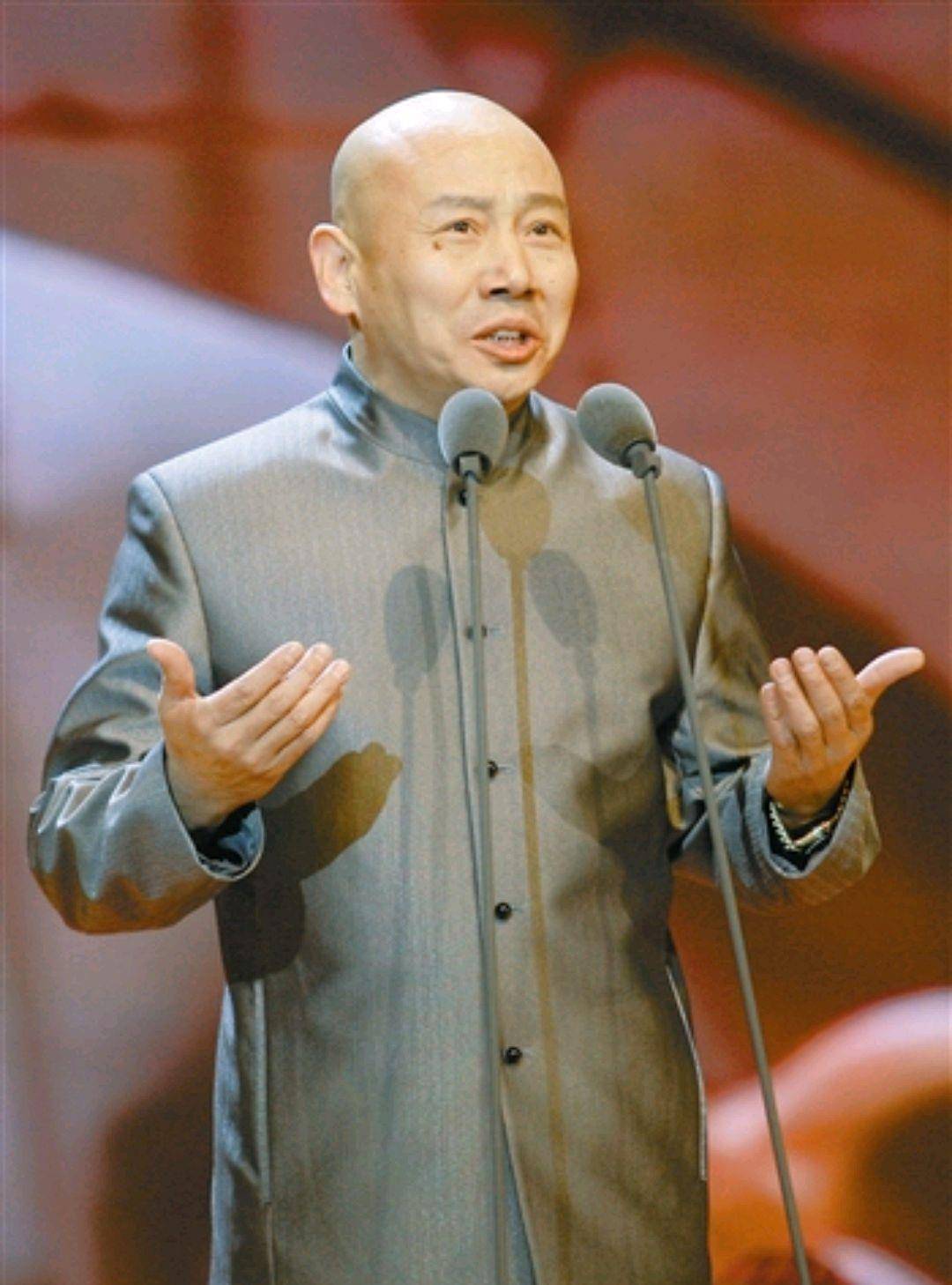 试想一下这位天津京剧程派演员不仅仅攻击同行,甚至于就连自己曾经的