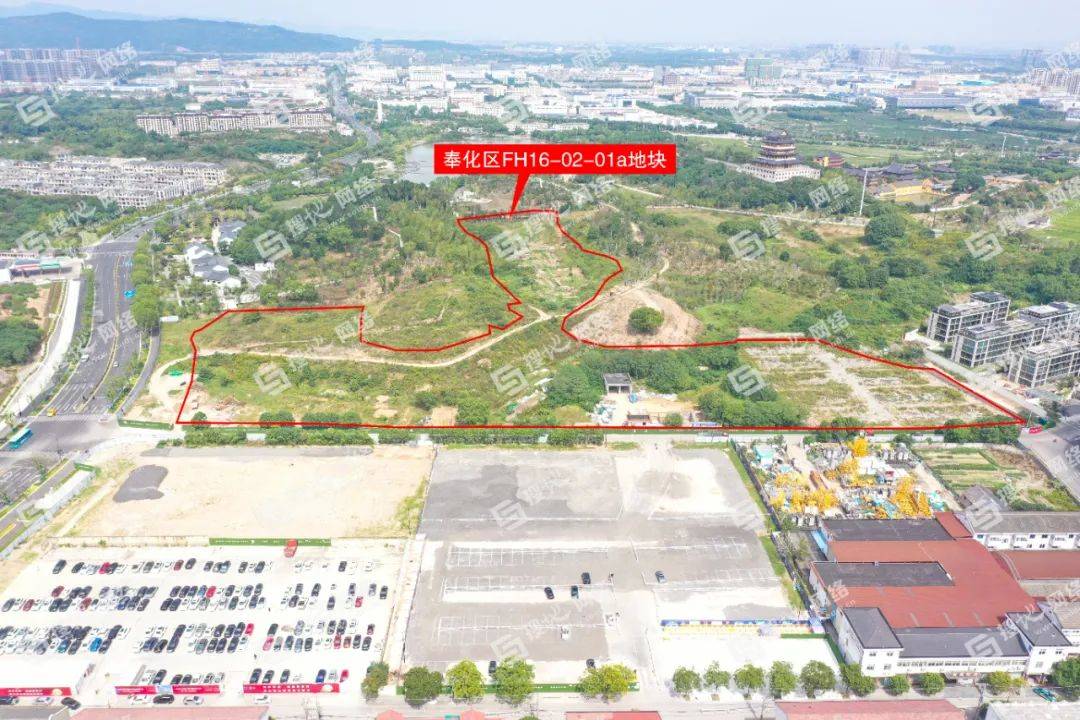 地塊位於奉化區錦屏街道仁湖公園南面,東至用地範圍線,南至仁湖路,西