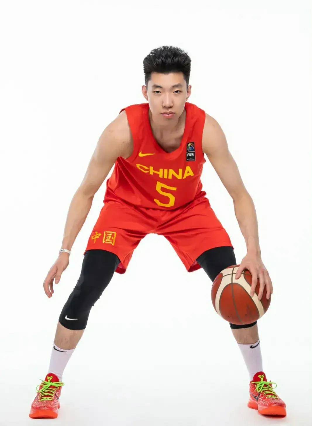 前途无量的廖三宁戏耍曾凡博,碾压方硕,再补全短板cba无人能敌