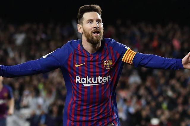 原创梅西之路足球巨星背后的技术智慧与斗志