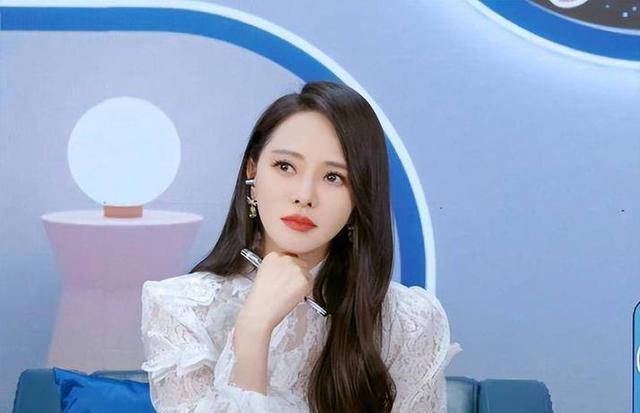 伊能静55岁生日美爆了她幸福的底牌其实不是秦昊而是她自己