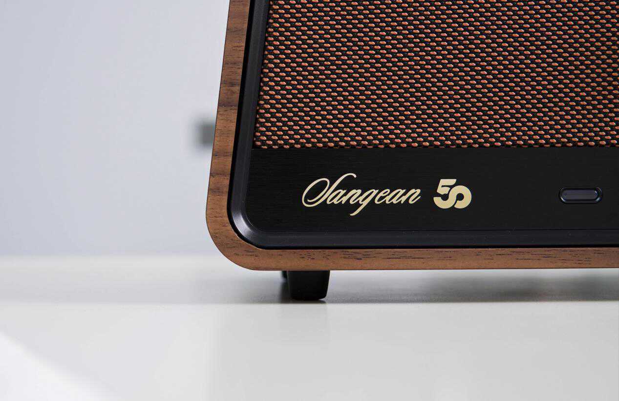 始于初心山进masterr1台式收音机音箱评测走心不走肾