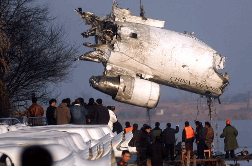 中国东方航空空难图片