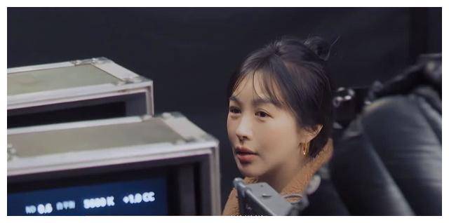 李菲儿怒批锦超惹争议锦超倾泪网友敲打不努力怨他