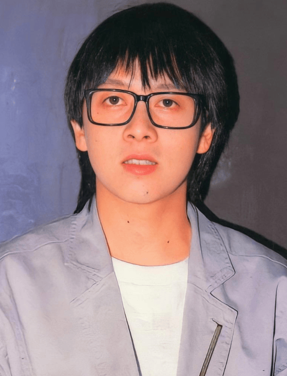 原创张雨生车祸不幸去世女友黄惠玲发誓此生不嫁结果她转身嫁给了一个