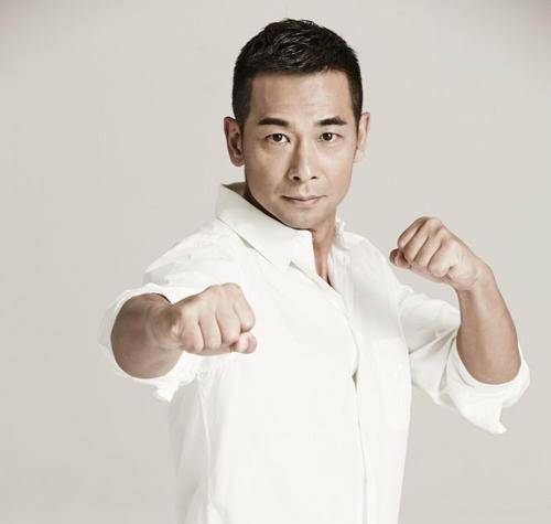 原创赵文卓为何逐渐走下坡路早在25年前徐克和张国荣就道破玄机