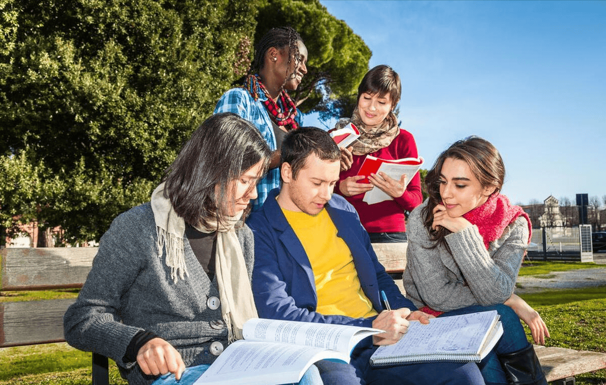 和创留学中介怎么样留学在线