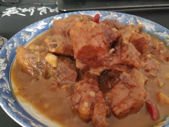 原创女朋友点名要吃排骨做法简单好吃营养又下饭晚餐必备