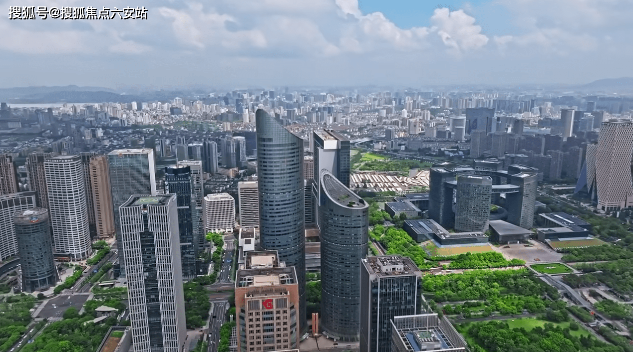 skyone杭州财富金融中心颠覆你的居住体验钱江新城财富金融中心欢迎您