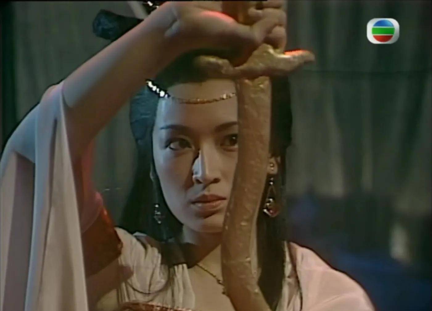 谁说武侠女主不能珠钗环绕13位女星告诉你80年代的美人有多惊艳