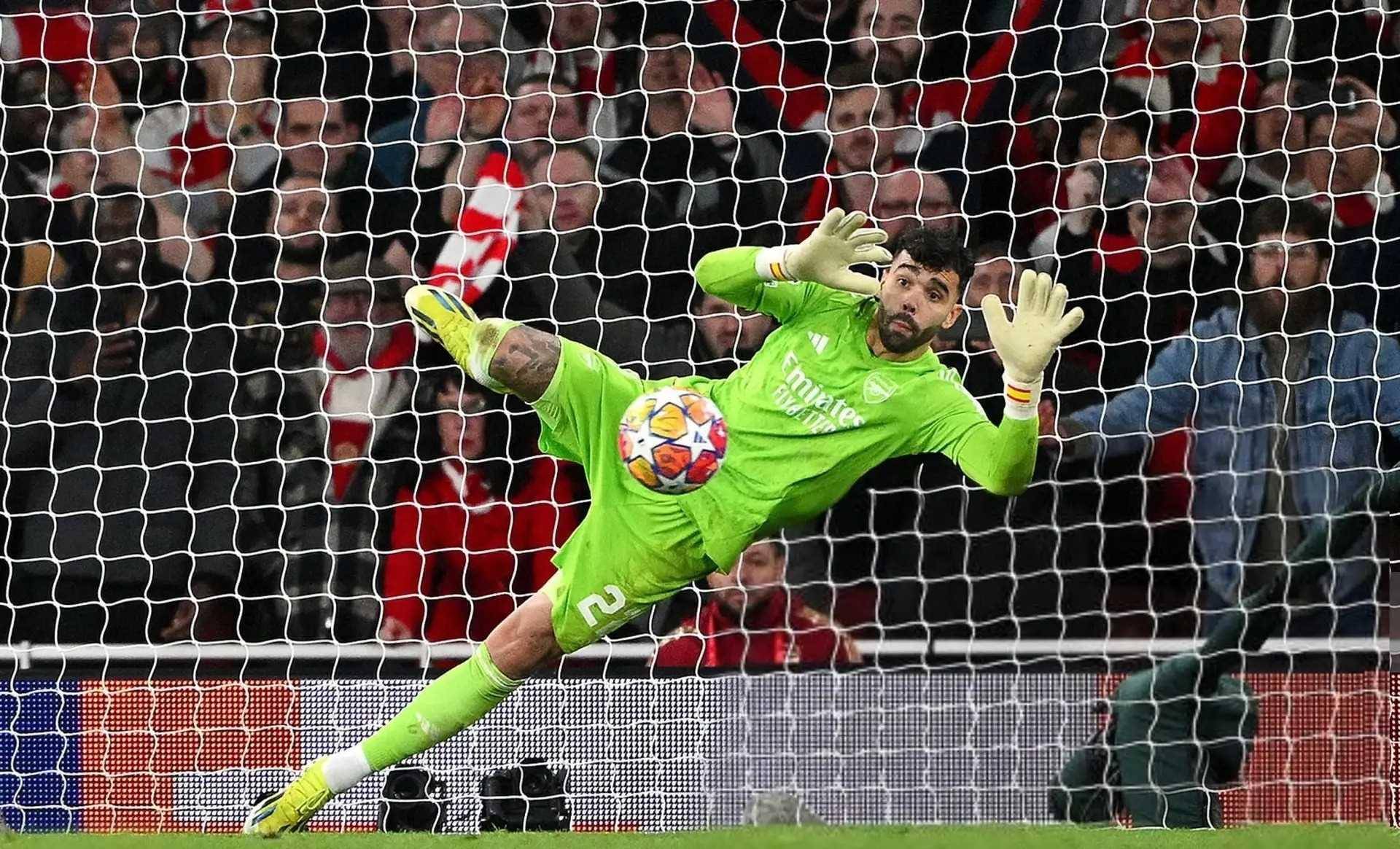 183米门将手大显神通助力阿森纳14年来首入8强