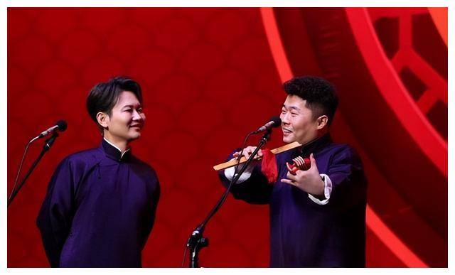 德云社孟鹤堂新专场震撼亮相热度不减疯狂投身拍摄微电影
