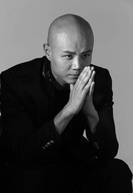 原创那个敢暗讽金星太监强吻谢娜的主持人乐嘉现在怎么样了