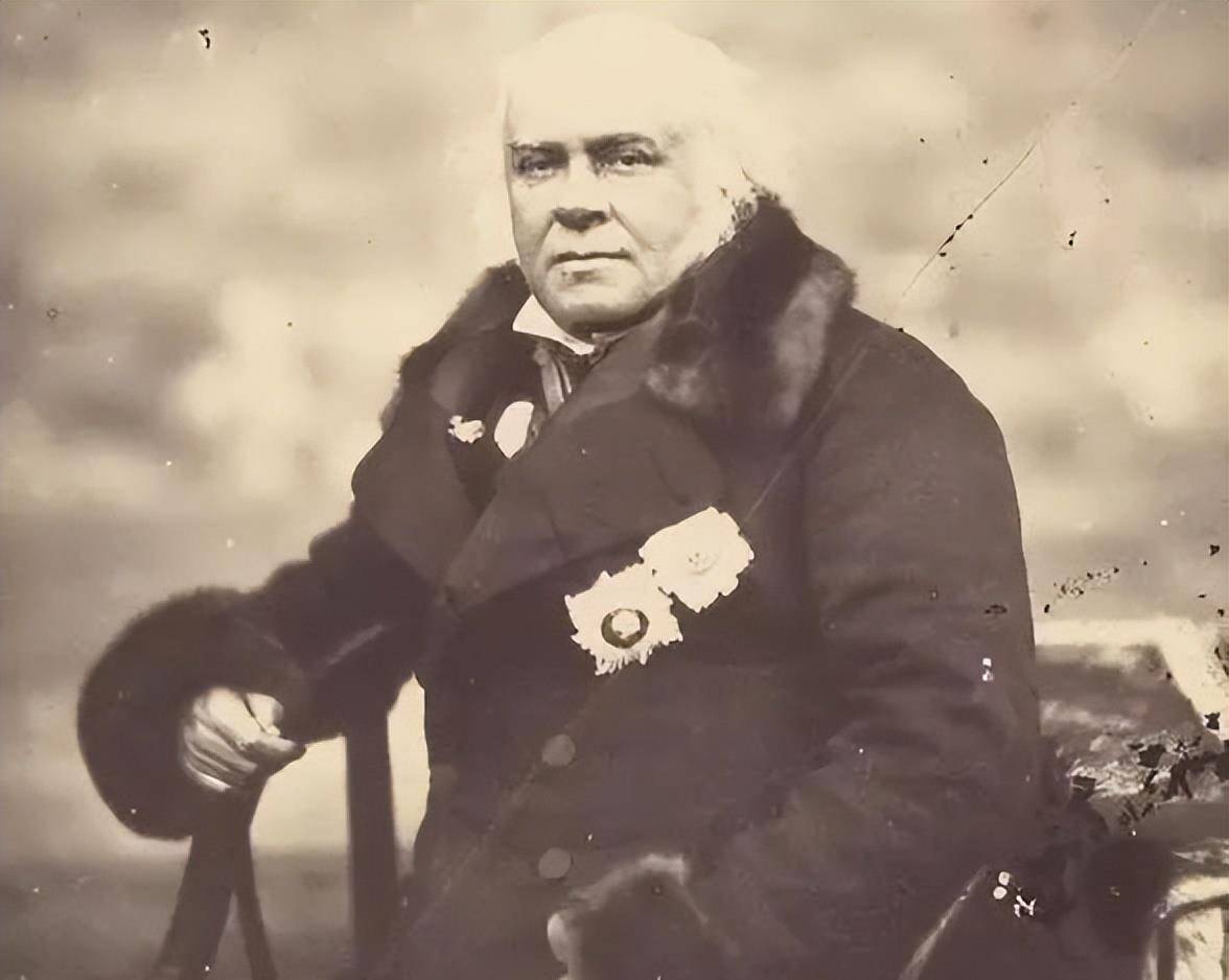 他下令火烧圆明园,最终得到老天报应,被雷劈中后活活烧死_园林_詹姆士