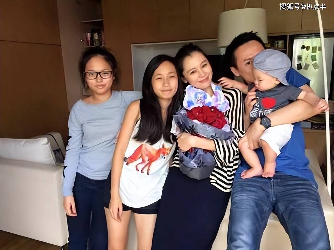 原创通过大s看台湾女星缩影再成功的女神终极目标都是嫁豪门