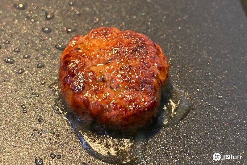 吃霉菌取代肉科学家制造兼具口感营养与环保的实验室培养肉