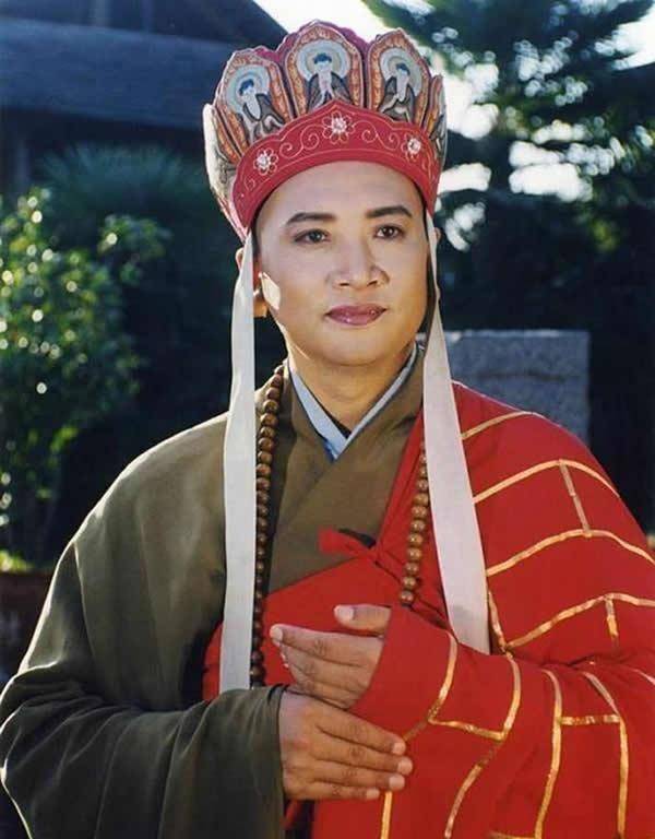 原创原创唐僧迟重瑞长相清秀被杨洁导演选中一夜成名获女富豪垂青