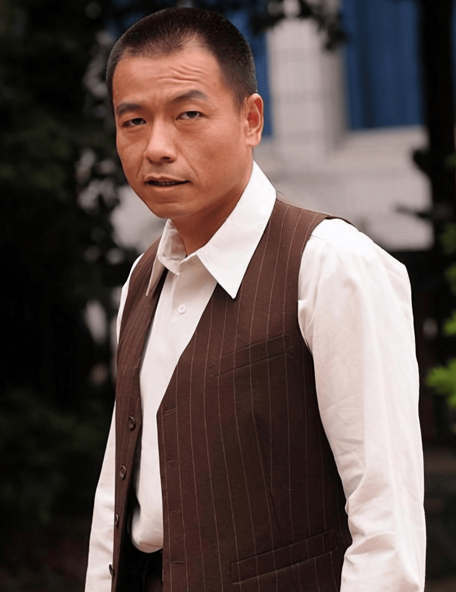 原创王挺在父母离异阴影下长大为父亲还千万巨债40岁才与家人和解