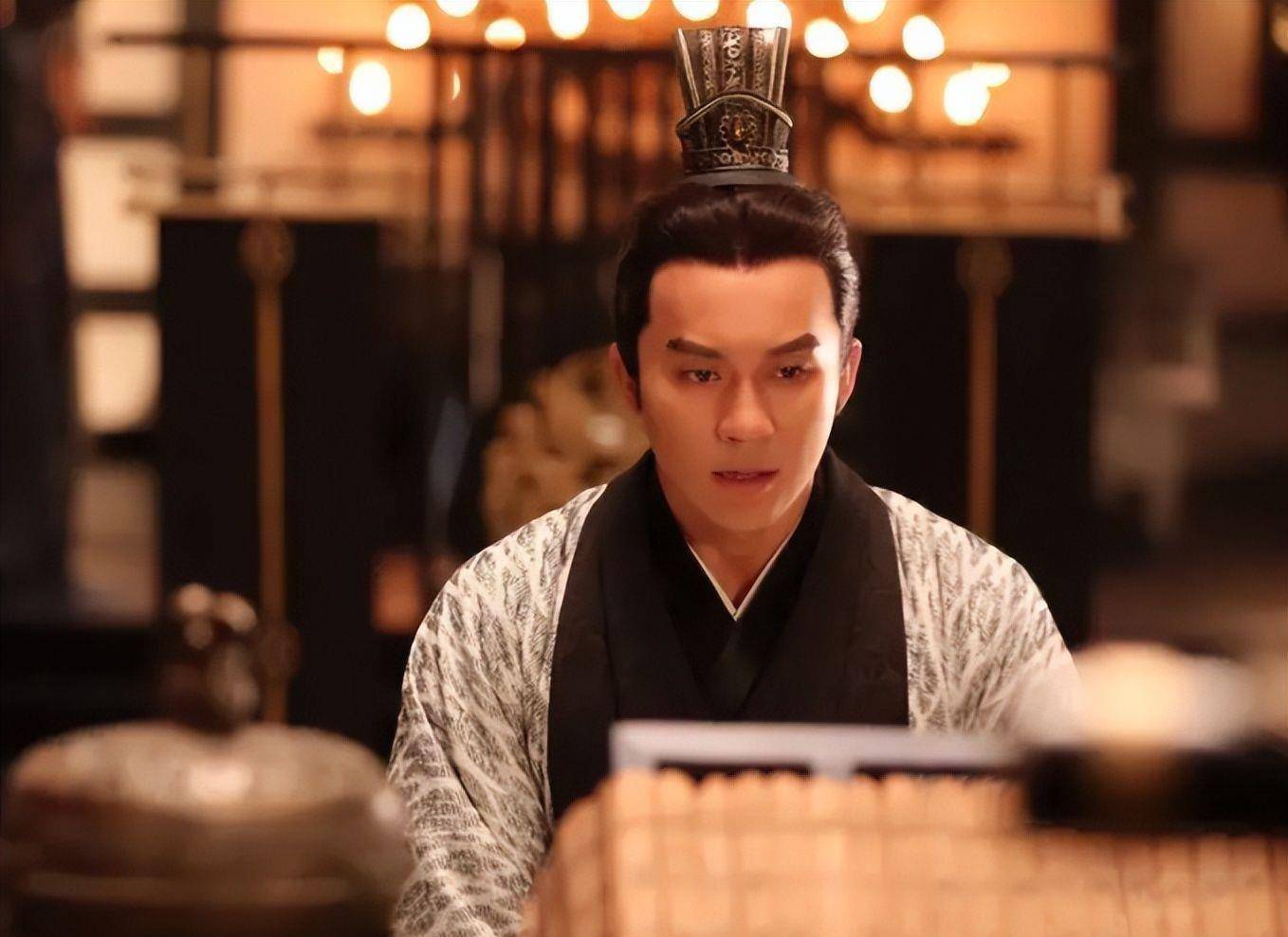 原创曹丕看见两头牛打架让曹植作诗诗中不能出现牛结果流传千古