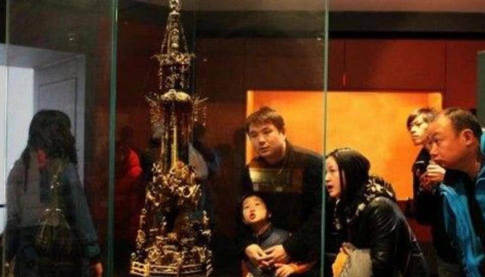 原创44年前苏州3名小学生逃课掏鸟窝意外发现黑盒专家值50亿