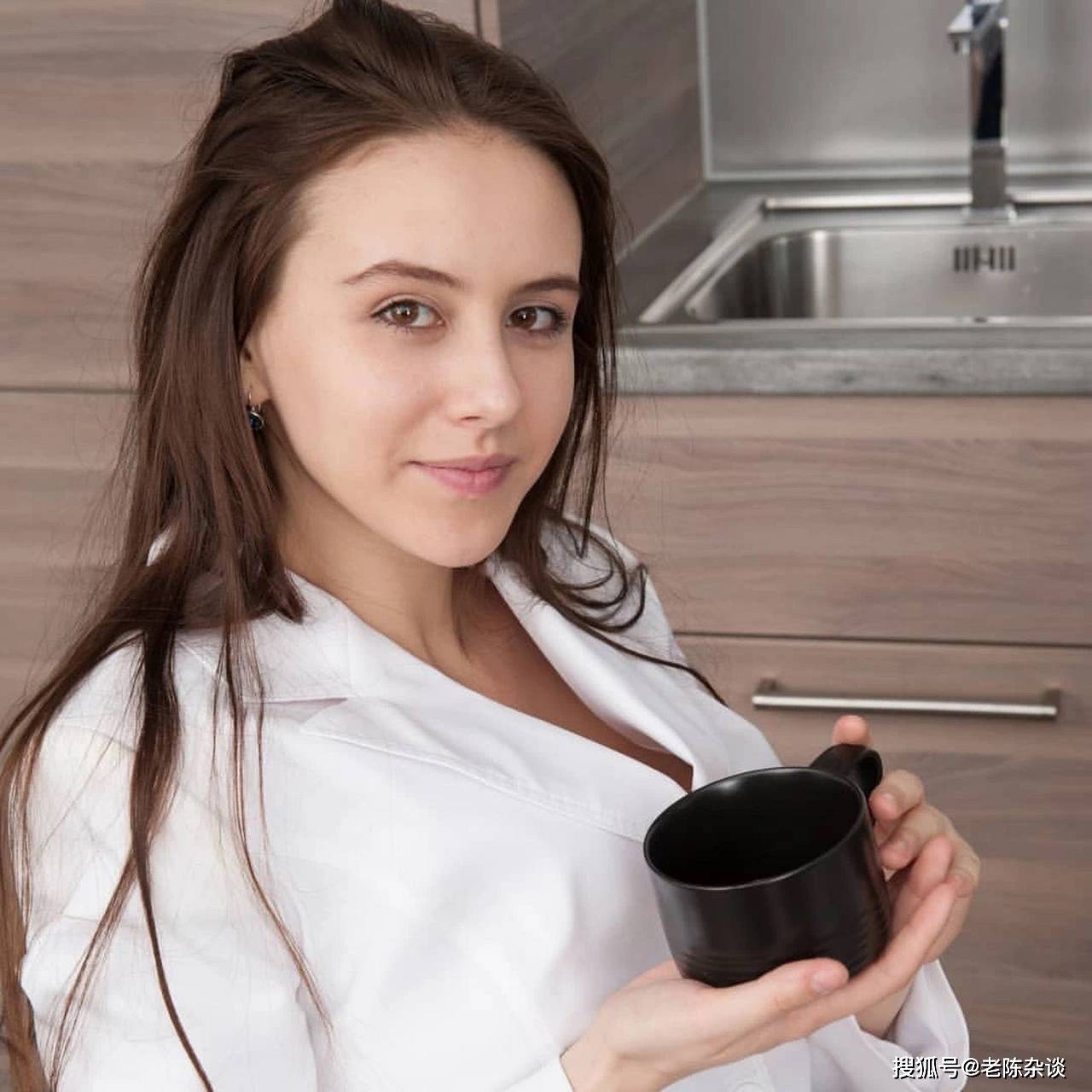 原创匈牙利极品尤物alisaamore性感得叫人窒息