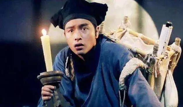 清朝一介穷书生,帮屠户写春联,被王爷看到,十年后成了一品大员_李墨