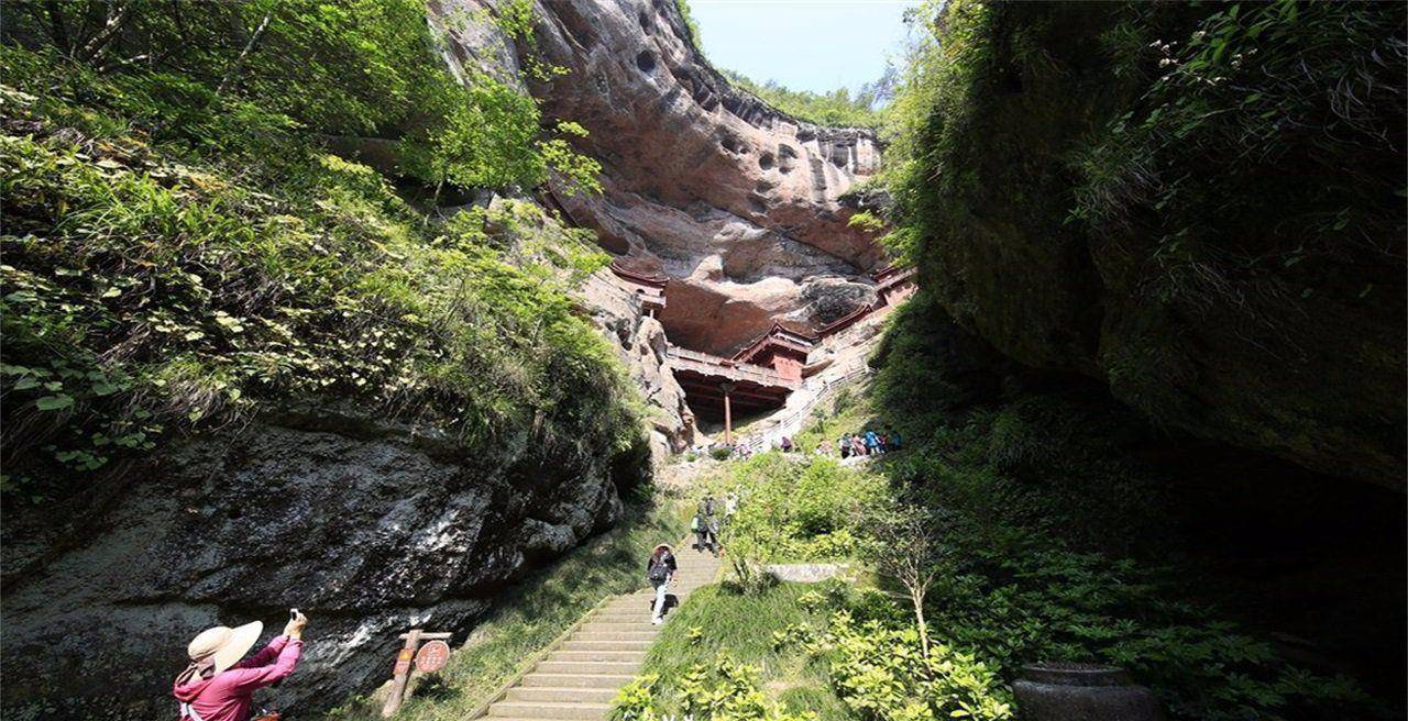 英德观音岩寺图片