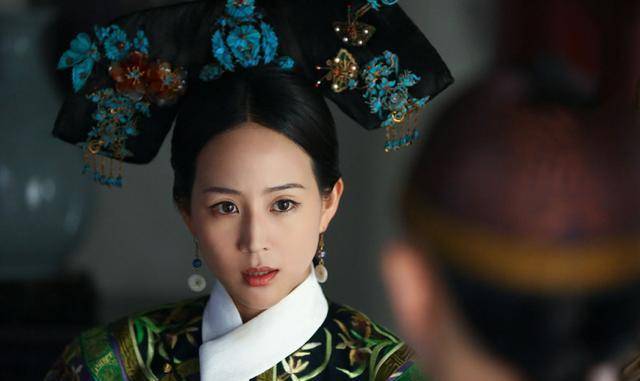 可尽管如此,乾隆依旧不太喜爱他的生母,对她不冷不热.