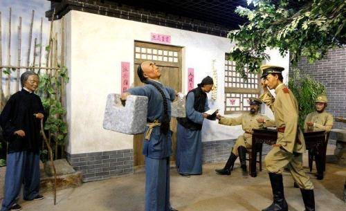 1903年底,清廷设立了练兵处,专责全国的新军编练事务,这个练兵处的