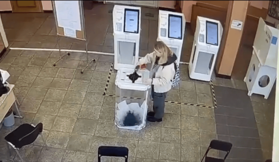 原创普京新任期头等大事彻查叛徒背叛俄罗斯的人一个也不放过